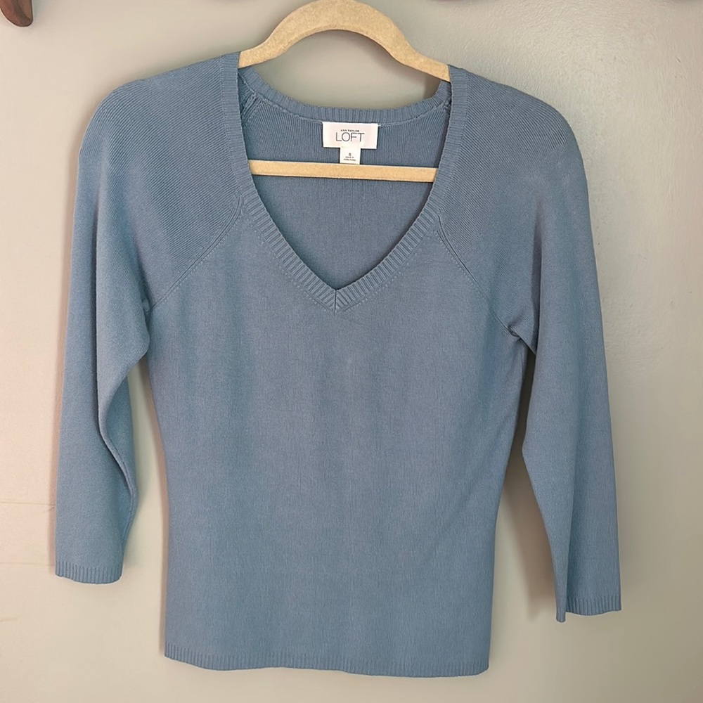 Ann Taylor Loft Blue V Neck Sweater Small